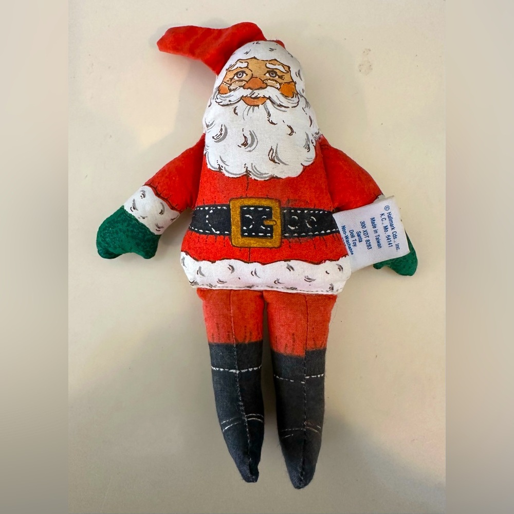 Hallmark Santa Claus Plush Toy Vintage Stuffed Cloth Santa Doll Ornament 6.5"